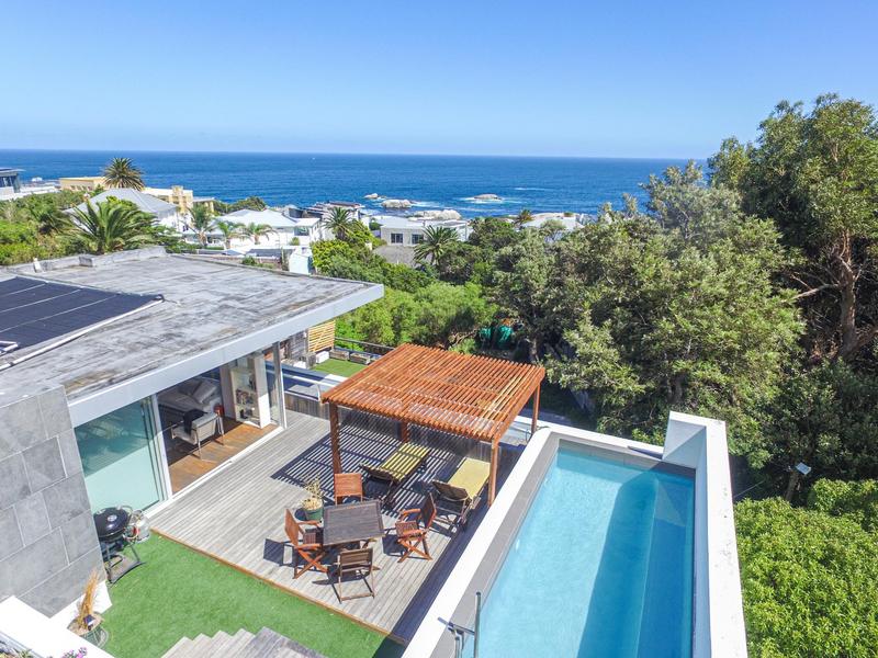 6 Bedroom Property for Sale in Camps Bay Western Cape